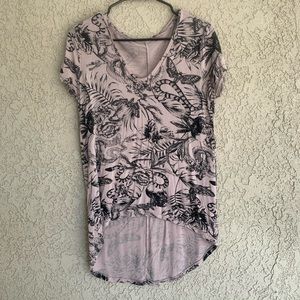 Women’s high low shirt